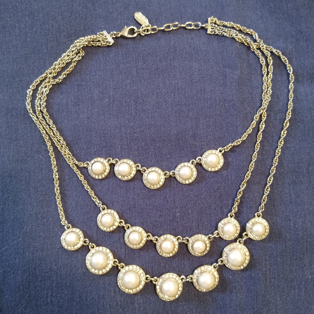 3 for💲25🌟 Ann Taylor triple strand choker necklace gold-tone pearl rhinestone
